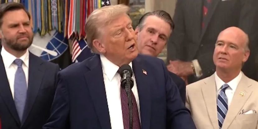 ●美国总统特朗普出面驳斥死讯为假新闻。