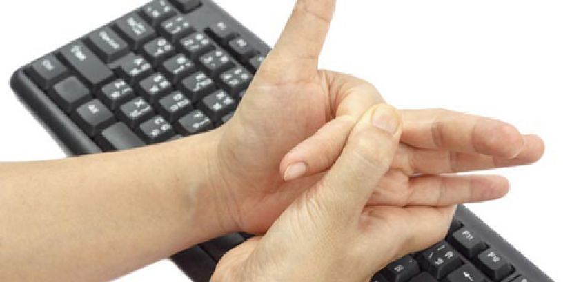 手指伸不直、有异声 &ldquo;板机指&rdquo;别拖