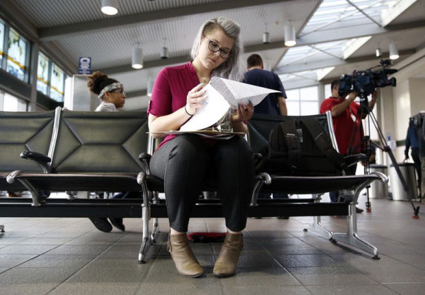 美国失业率创4年新高。