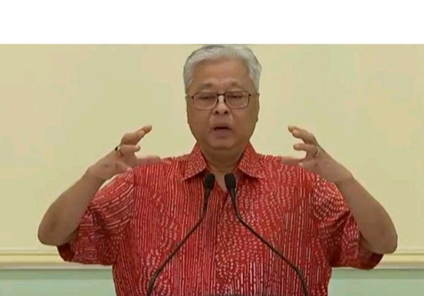 国防部长拿督斯里依斯迈沙比里。