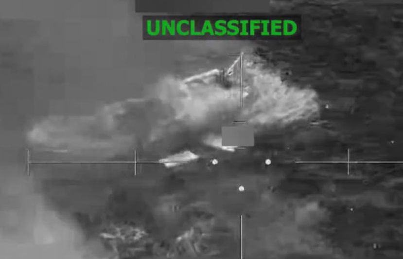 美国军方15日再度对3艘疑似从事毒品走私的船只发动军事打击，造成8人死亡。