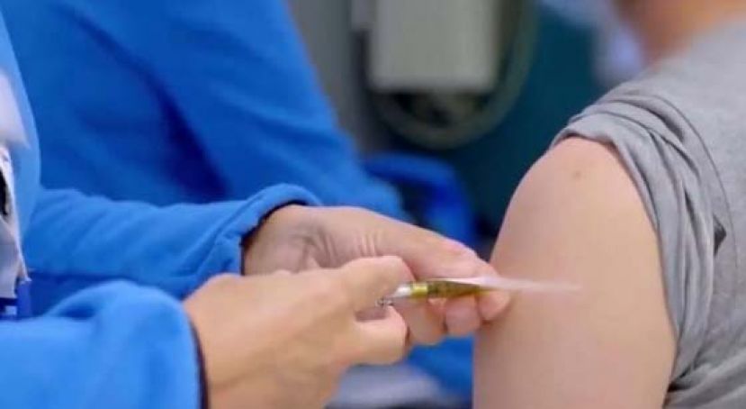 纽约市防疫新举措，所有私企员工须打疫苗。