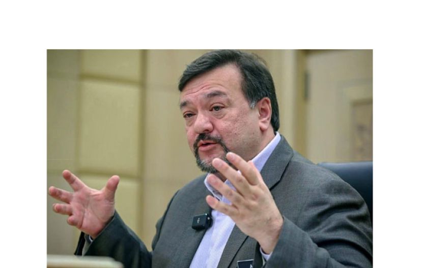 第二财长阿米尔韩查。