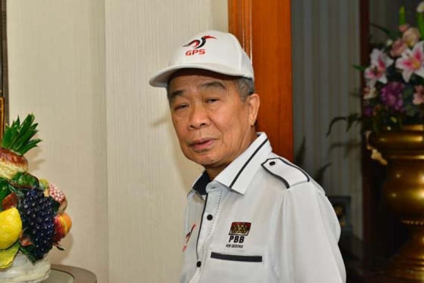 砂企业发展与中小型企业发展助理部长拿督莫哈末诺罗登。