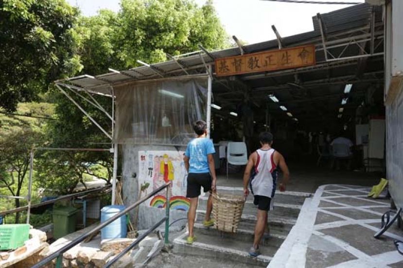 正生推出助学计划，现有逾1,200名市民响应。
