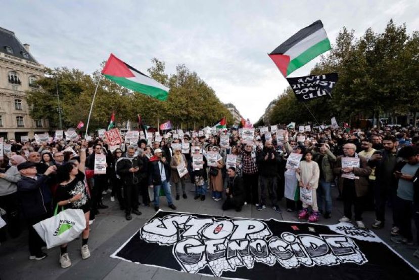 以色列拦截人道援助船队，全球多地抗议谴责。