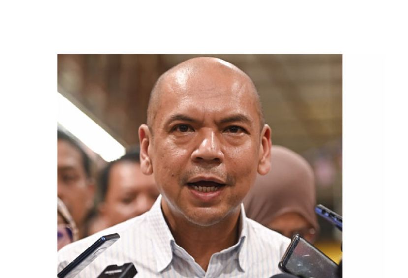 内贸部长阿米占。