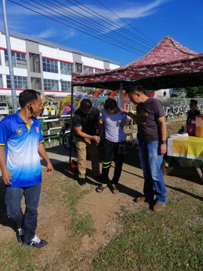 鸡奸少年落入警网。