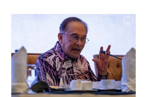 首相拿督斯里安华。