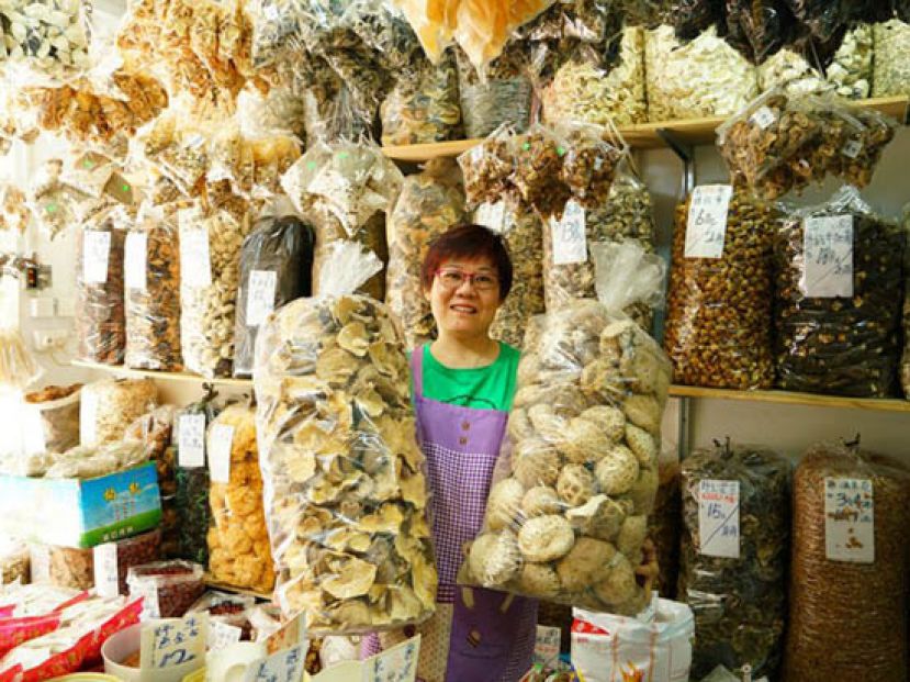 鸭脷洲干货店 买诚哥心水梅菜