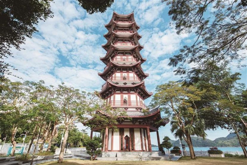 古塔公园。