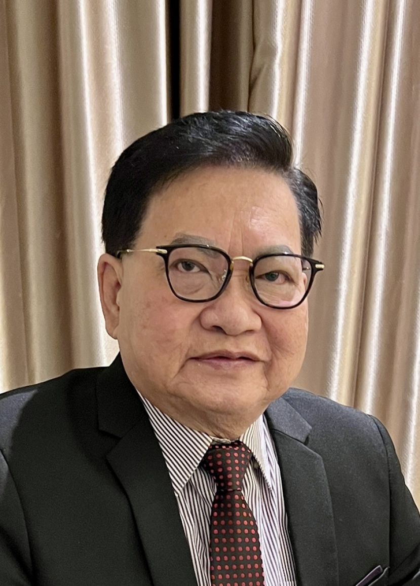 斯木省华总会长兼成邦江中华总商会会长拿督吴标生博士.