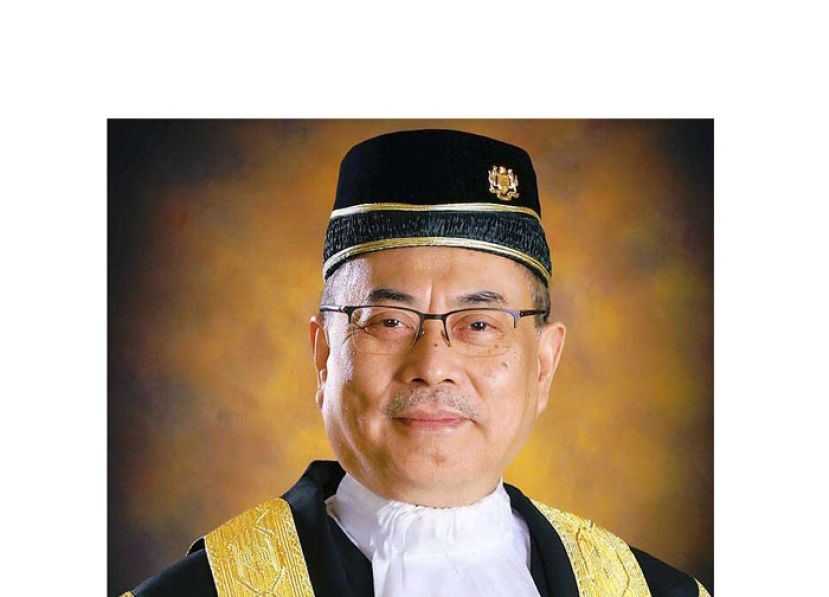 联邦首席大法官拿督旺阿末法立。