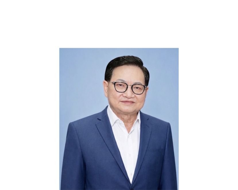斯木省华总会长兼成邦江中华总商会会长拿督吴标生博士。
