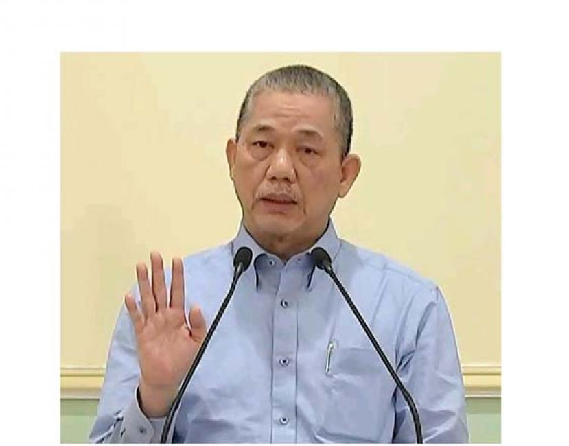 工程部高级部长拿督斯里法迪拉。