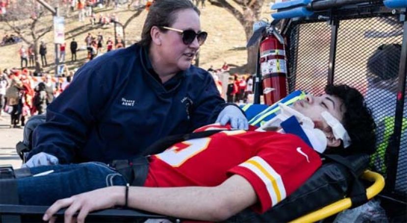 枪枝氾滥引祸，NFL超级杯冠军游行发生枪击事件至少1人死亡。