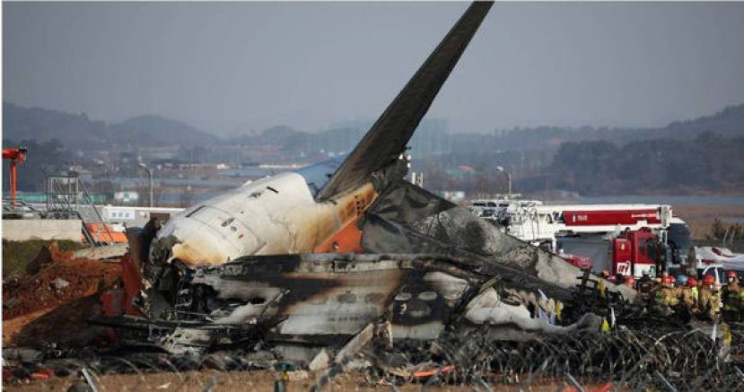 韩国济州航空客机空难179死，黑盒子受损解读工作最长恐要6个月。