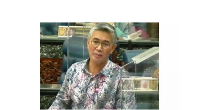 财政部长东姑扎夫鲁。