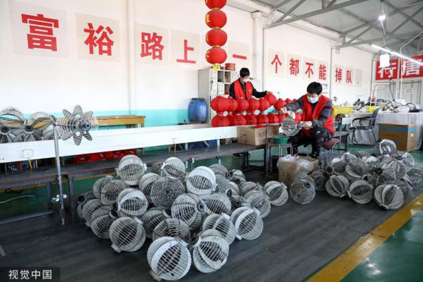 中国劳动人口老化问题引起关注。