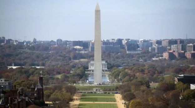 参议院未通过临时预算案，美联邦政府继续“停摆”。