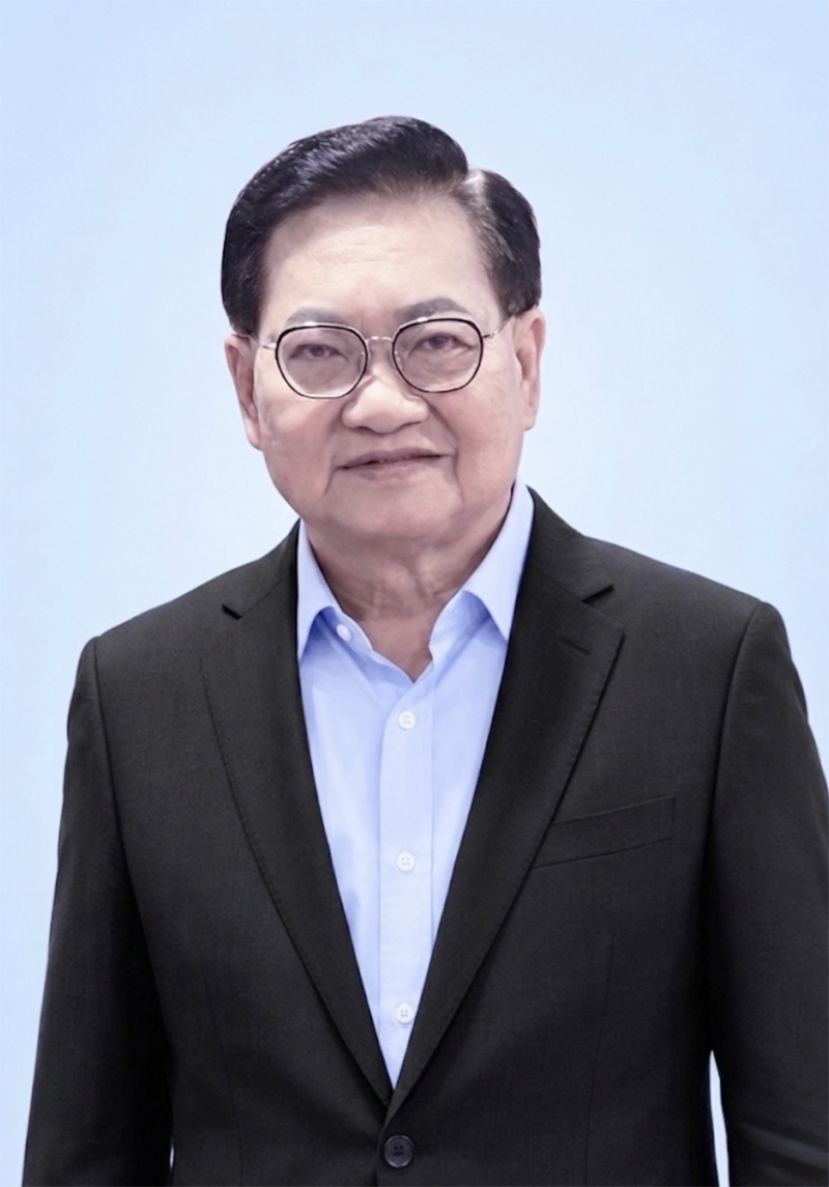 成邦江中华总商会会长拿督吴标生博士。