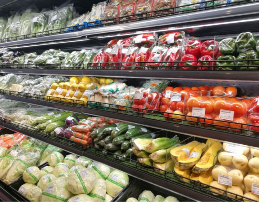 砂拉越的霸级市场、超级市场、市集、咖啡店、私人诊所、餐馆、24小时便利店及油站，晚上7时必须停止营业。