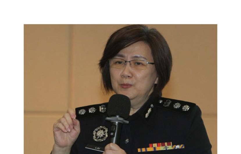 赖丽清助理总监。