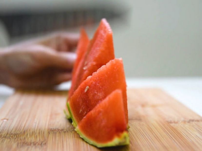 西瓜肉皮核全都有用 西瓜霜由西瓜皮做