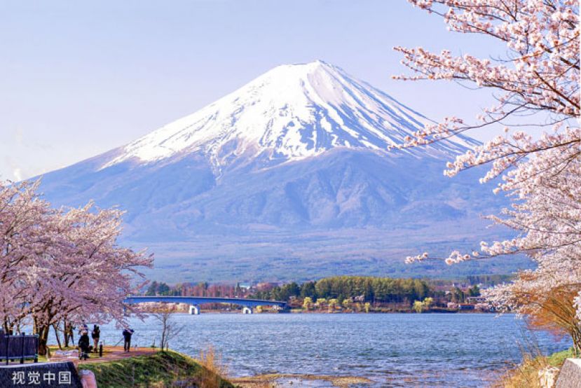 未来每天最多开放4000名登山客入山，超过后就会关闭闸门。图为日本富士山。