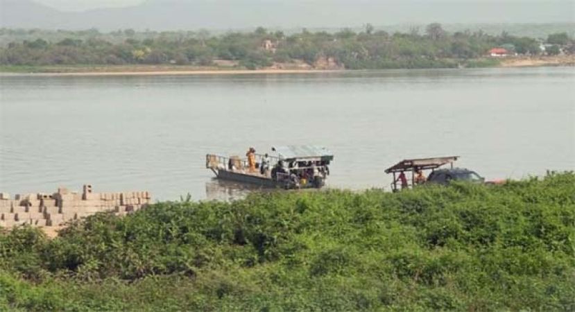 尼日利亚翻船意外，至少27人丧生逾百人失踪。