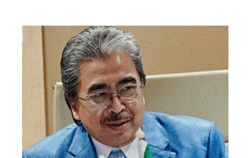 拿督斯里佐哈里。