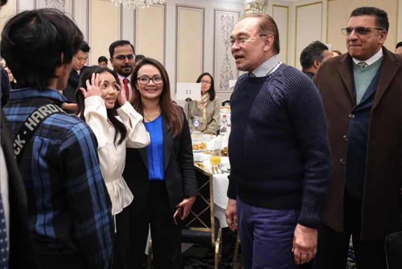 安华到访比利时展开为期2天的工作访问 会见旅居当地的大马公民