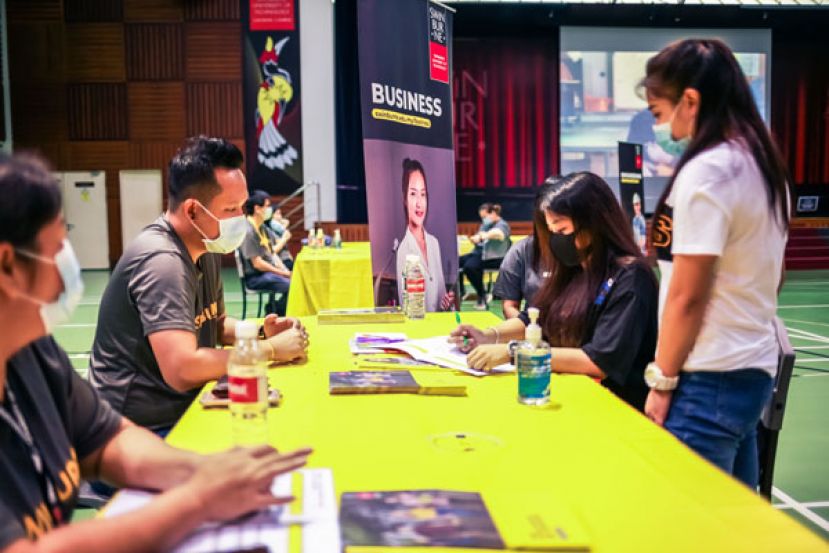 砂拉越斯威本3月26日及4月2日开放日