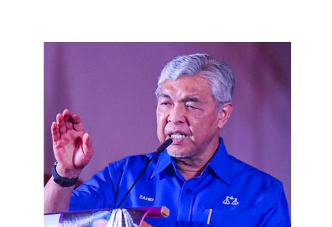 国阵主席阿末扎希。