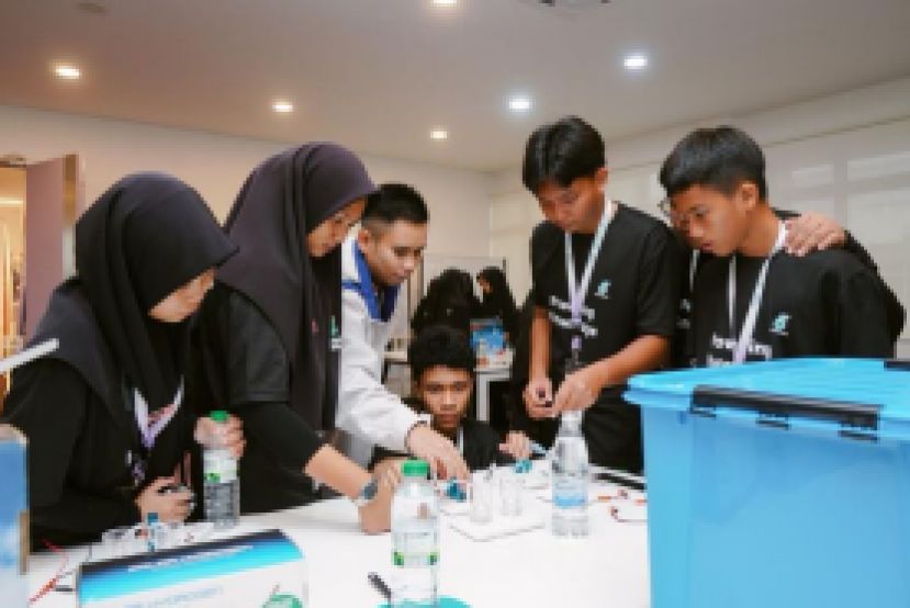 在山都望CENTEXS进行科学实验室工作坊。