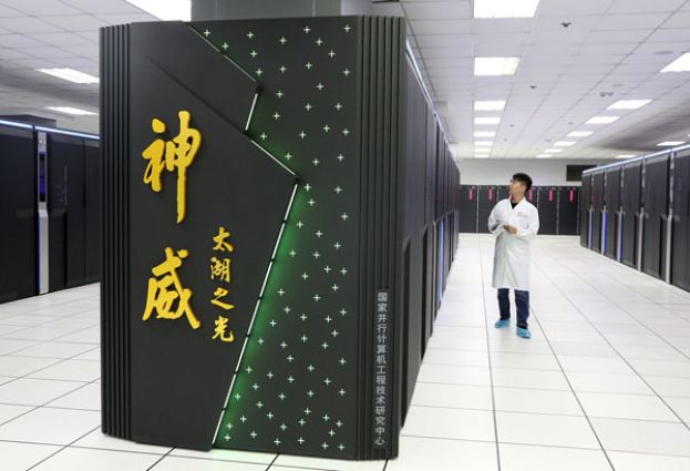 中国国家超级计算无锡中心超级电脑神威．太湖之光。