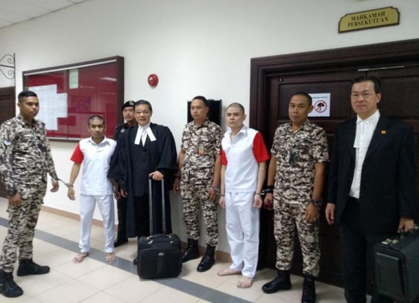 两名杀害许乃家的被告，联邦法院维持绞刑判决后，准备带离法庭时摄。  &nbsp;