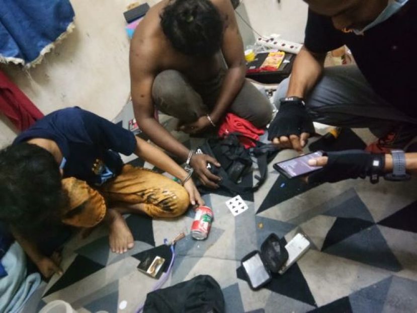 合成毒品不断出现 警方扫毒工作面对严峻挑战