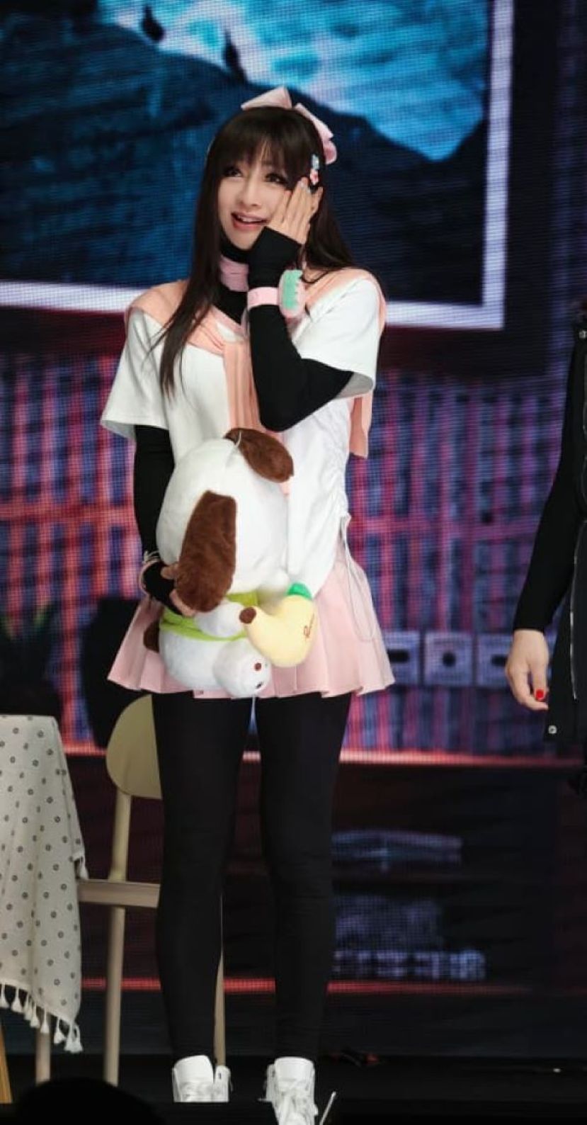 饰演女主角杜小梦的钟洁希（JessC）。