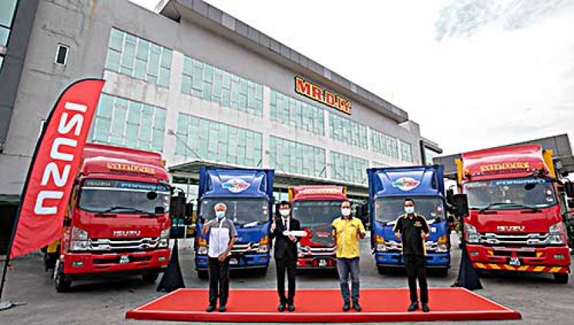 五十铃新卡车协助MR D.I.Y.走得更远  新车交付标志着国产零售巨企拥有100辆五十铃卡车