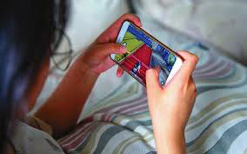 网路成瘾影响身心 六大现象可辨别