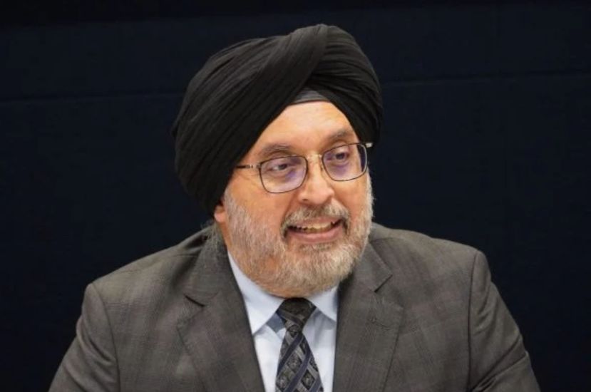 卡维德星：设服务期限确保乡区医生 期满后再调派