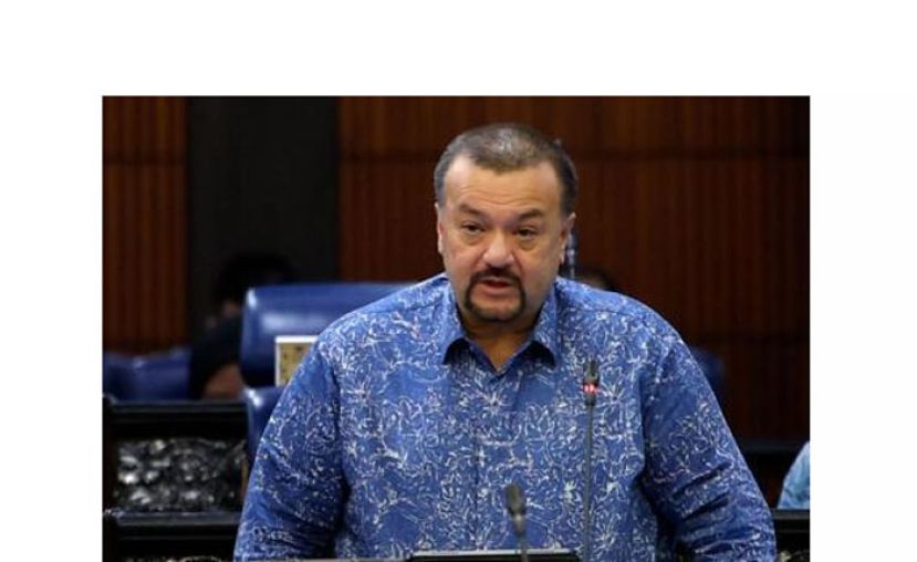 第二财长阿米尔韩查。