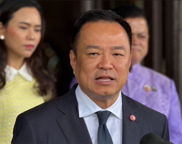 阿努廷证实，特朗普发亲笔信给他。