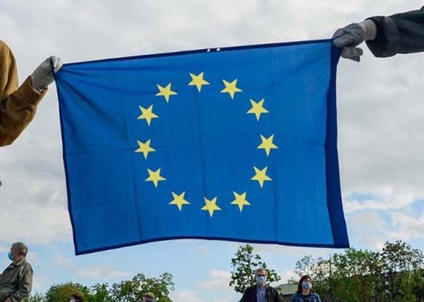 欧盟公布新纾困方案。