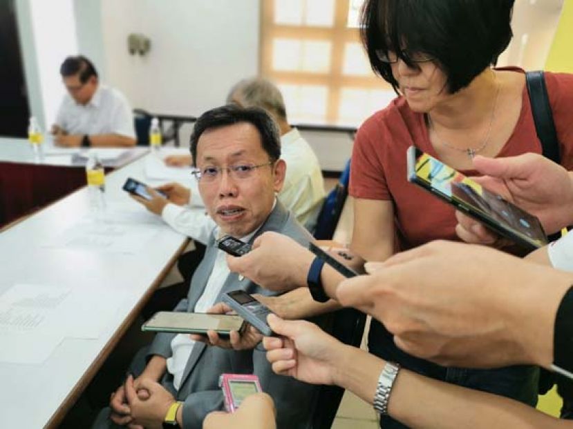 砂地方政府与房屋部长拿督斯里沈桂贤。