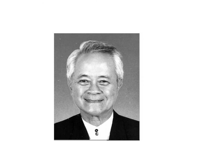 丹斯里阿邦阿末乌来遗照。