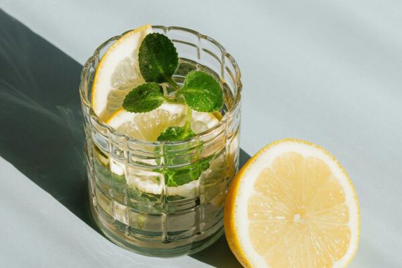 泰国自11月8日起实施新版《酒类管制法》，引发商家与旅客一片哗然。