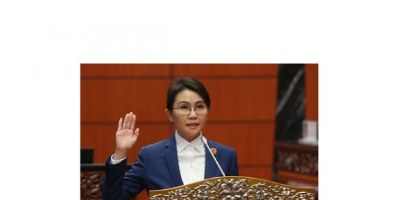 马青总团长王晓庭 宣誓就任上议员
