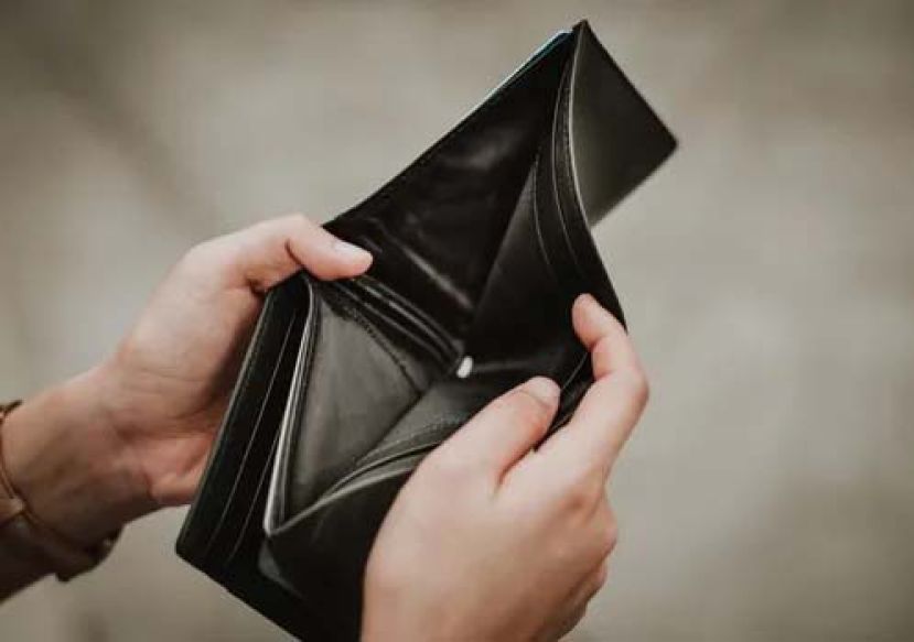 大马自愿申请破产人飙升200%